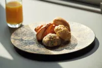 TONES OSAKA فنادق في أوساكا