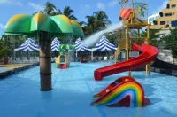 Las Americas Torre Del Mar - Beach resorts
