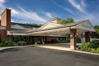 Boxboro Regency Hotels in Groton