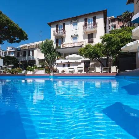 Coccodrillo Hotel & Apartments