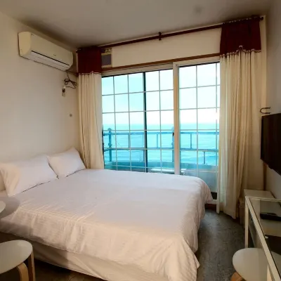 ฮาบีช เพนชั่น โรงแรมใกล้หาดบงโพ