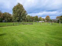 Charming Cottage with Hot Tub & Sauna, High Fens