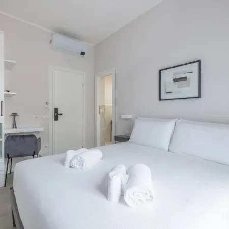 BELLI SAN GIOVANNI GUEST HOUSE Отели рядом с достопримечательностью «Сан-Джованни»
