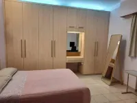 Apartment Sleeps 6 with Ensuite - Bathtub