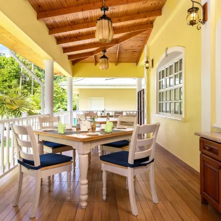 Captain's Villa