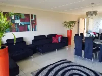Santiago Bay Hotels in Muizenberg
