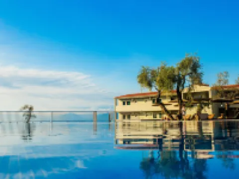 Robolla Beach Aparthotel Ξενοδοχεία στην πόλη Αγνός