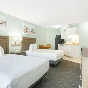 Ocean Court Beachfront Hotel Отели рядом с достопримечательностью «Торговый центр Destination Daytona»