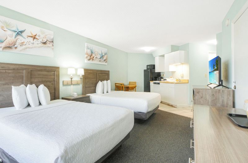 Ocean Court Beachfront Hotel