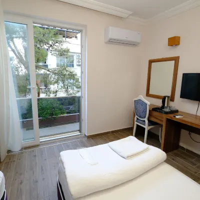 Venus Hotel Hoteles cerca de Playa Konyaaltı