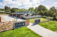 The Greens Guest House Hotels near Knysna Driving Range