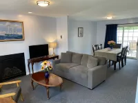 Taber Inn Hotels in Stonington