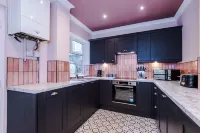 Newly Renovated Home-Manchester فنادق في Pendlebury