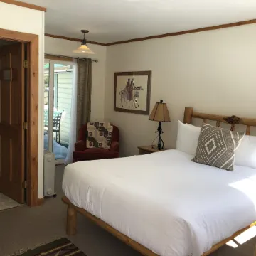 Redstone Cliffs Lodge