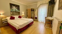 Casteluce Hotel Funivie Hotels in Carisolo