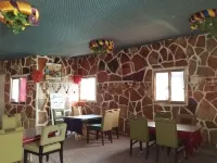 Hotel Raha - breakfast