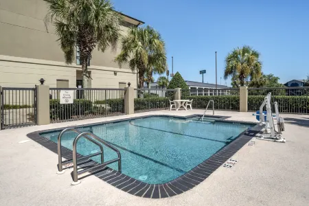 Comfort Suites Mobile West/Tillmans Corner