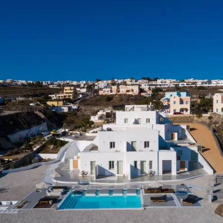 Terra Blanca Suites