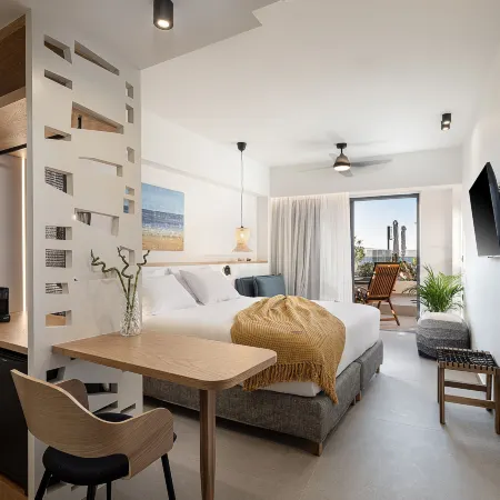 Calla Luxury Seafront Suites