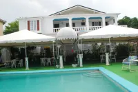 Hunter's Rest Villa - piscina