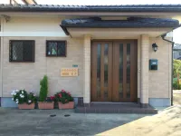 Nico House <Goto Fukuejima> 福江武家屋敷通りふるさと館周辺のホテル