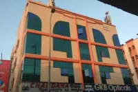 Chandana Residencys Hoteles en Dondaparthy