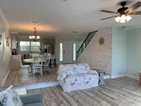 Direct Gulf Access Home w/ Floating Dock and Pool Hotels in Hernando Beach