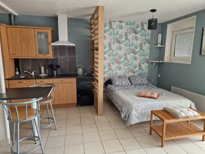 Studio vue mer Hôtels à proximité de : Falaise d'Aval