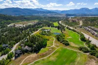Luxurious Amenities and Scenic Views - Stunning Keystone Retreat