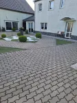 Comfortable, quiet vacation apartment with well-kept garden and barbecue area