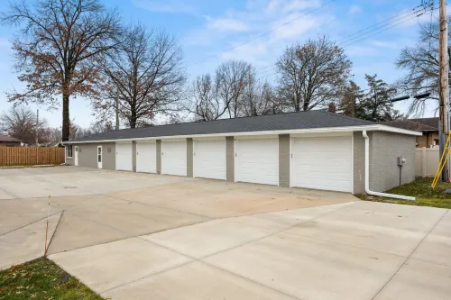 Modern Amenities and Natural Light - Charming Cozy Sanctuary Hoteles en Municipio de Morton