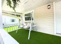 Refreshing Pool and Cozy Fire Pit - Stylish Charming Hideaway