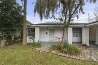 Modern Features and Vibrant Neighborhood Amenities - Cozy Charming