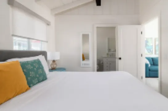 Spectacular Ocean Views and Charming Details - Stunning Coastal Haven