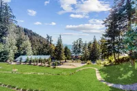 Wonderful escape with water access, three balconies, W/D, & gas fireplace Hotels near Summit Learning Center