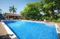 Terra Nova All Suite Hotel - Pools