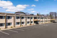 Days Inn by Wyndham Albany Suny Hotels in 