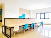 Conezion IOI Resort City by Salaam Suites - parking