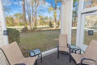 NEW! Large 2BR| River Oaks Golf | Pools | Hot Tubs Hotels in Carolina Forest