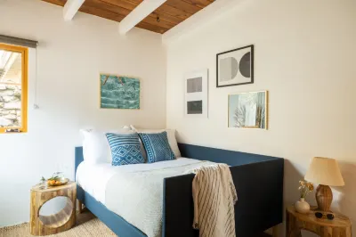 Ocean Views and Serene Patio - Lavish Californian Retreat Encinitas Community Park附近的飯店