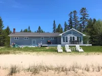 Private Sand Beach and Spectacular Views - Gorgeous Coastal Haven