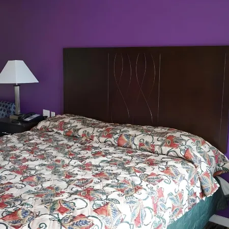 Village Motor Inn