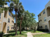 Beautiful Condo near Clearwater beach - resort style amenities - Palm Grove Hotels in Pinellas County