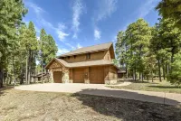 Luxury Summer & Winter Retreat Call of the Canyon Picnic Site附近的飯店