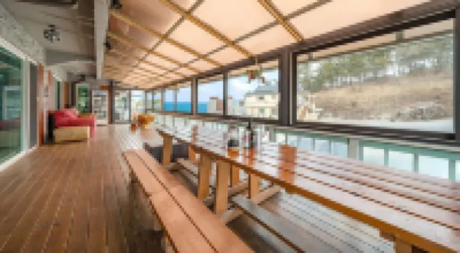 Goseong Araenmaru Pension