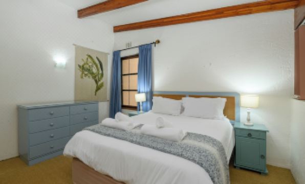 San Lameer Villa Rentals  One Bedroom Superior 1909 - Housity