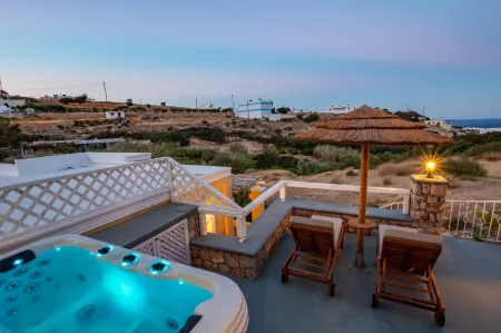 Elaia Villas Отели рядом с достопримечательностью «Lefkos Beach»