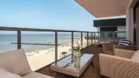Gardenia, Sun & Snow - Ocean View