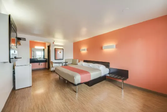Motel 6 Brownsville, TX North