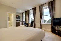 Orange Grove Hotel & Gardens Hotel dekat Shackleton Accommodation